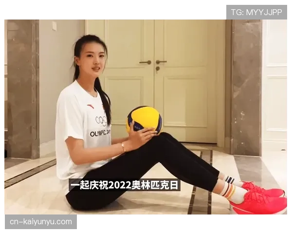 张常宁训练完直接啃鸡腿，这自律和放纵切换得太丝滑了吧