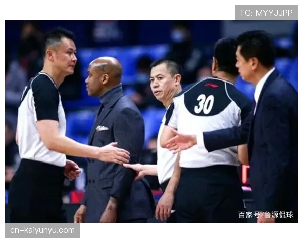 详解篮球防守规则：合法与犯规的界限判定